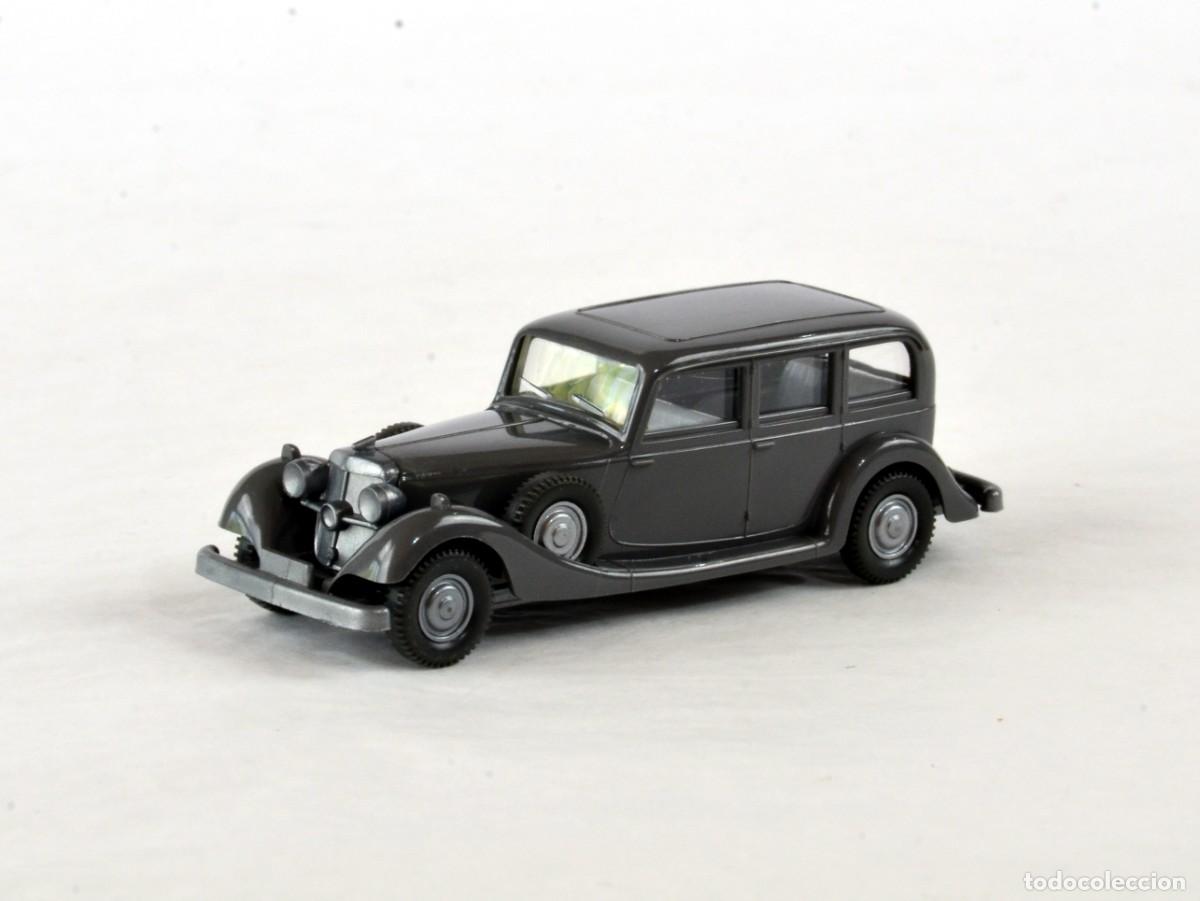 Coches a escala: Wiking Escala 1:87 H0 Horch 850 Gris Claro