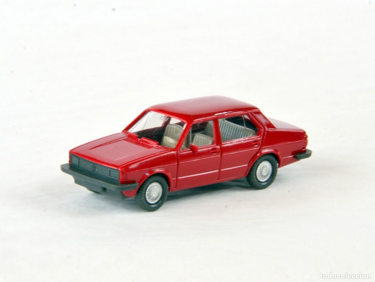 Coches a escala: Wiking Escala H0 1:87 VW Volkswagen Jetta Burdeos