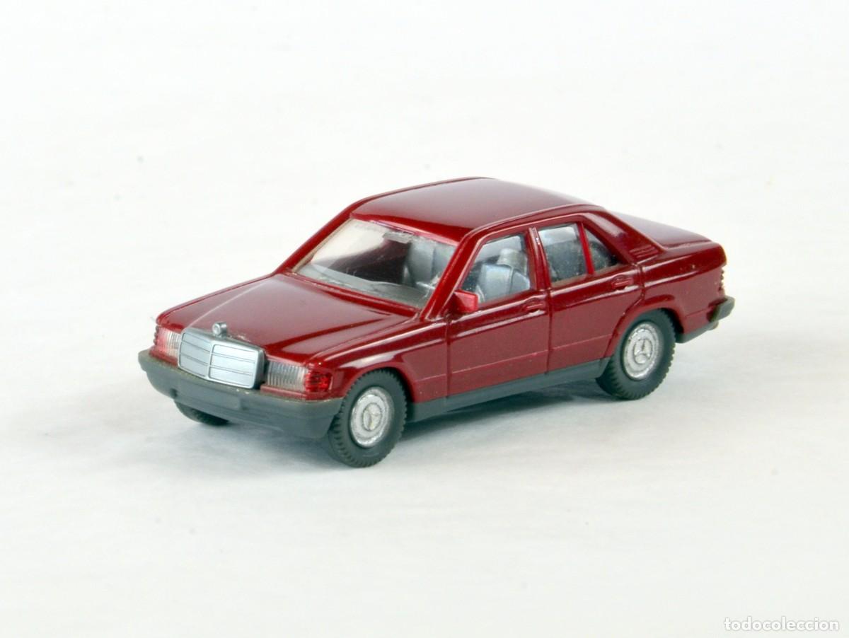 Coches a escala: Wiking Escala 1:87 H0 Mercedes Benz 190 Burdeos