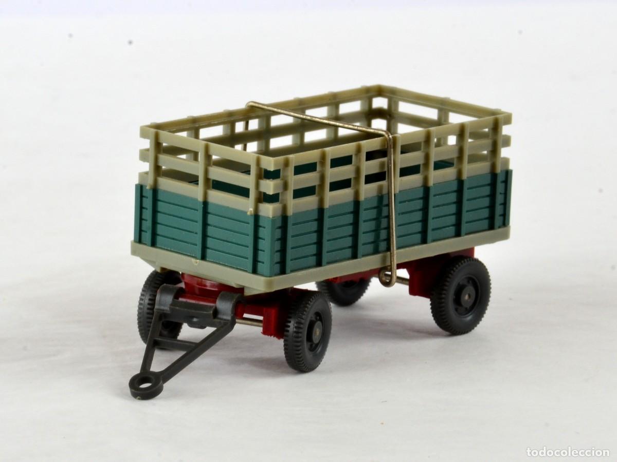 Coches a escala: Wiking Escala 1:87 H0 Remolque Agr&iacute;cola Verde