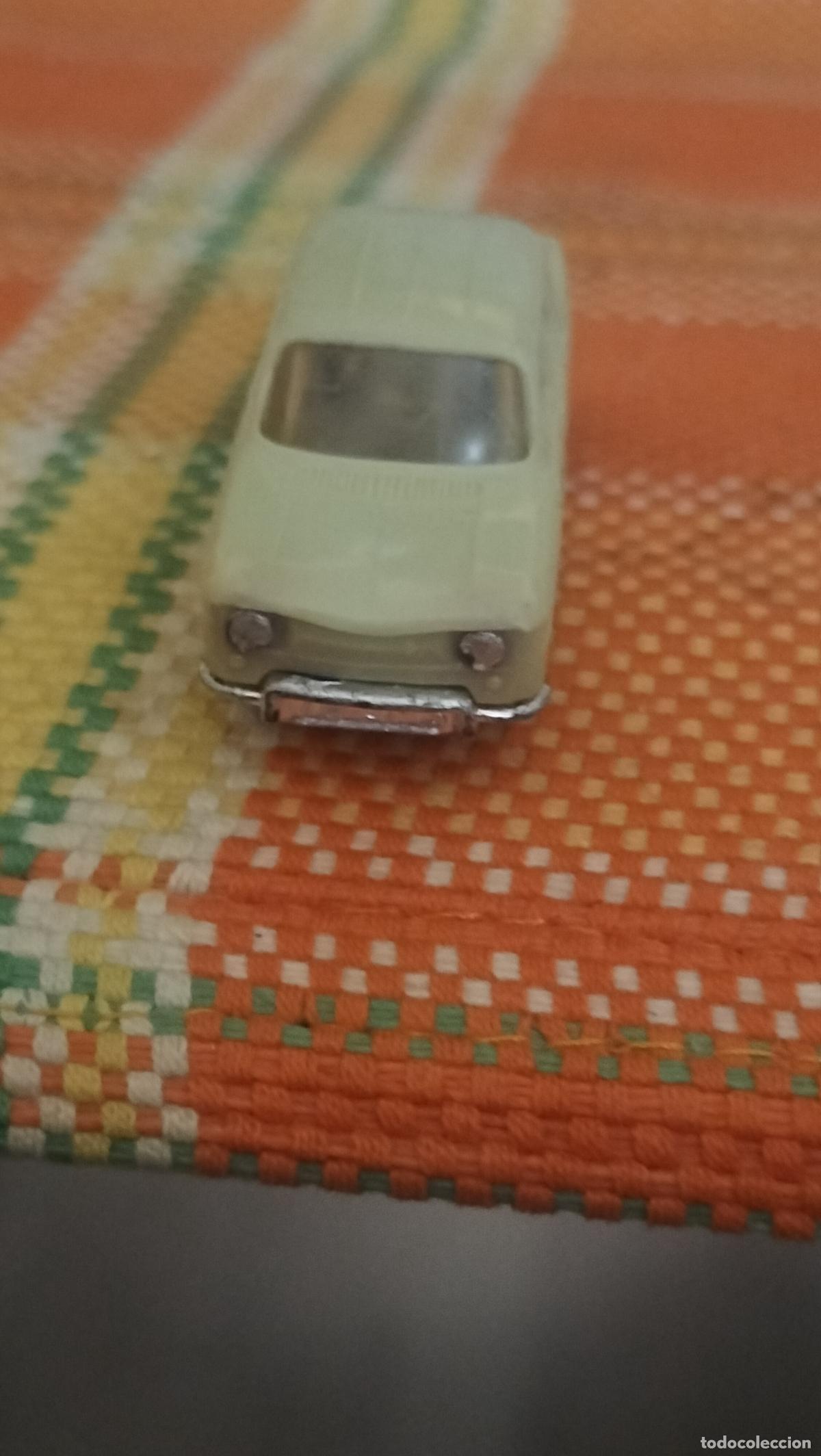 Coches a escala: RENAULT 8, DE NOREV ESCALA 1/86