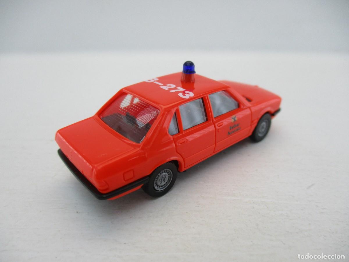 Coches a escala: COCHE ESCALA 1:87 REF LIBR - Foto 2