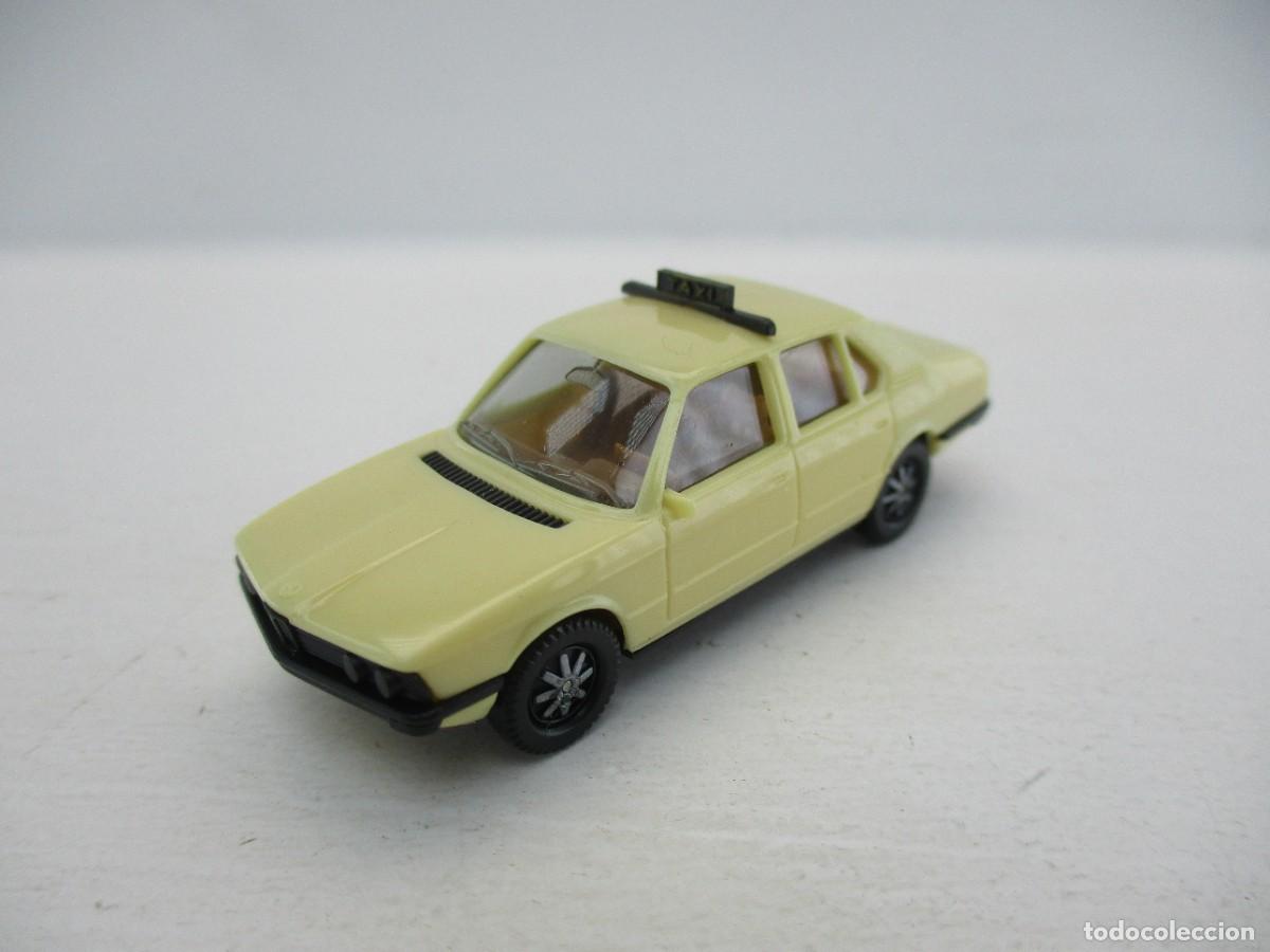 Coches a escala: COCHE ESCALA 1:87 REF LIBR - Foto 1