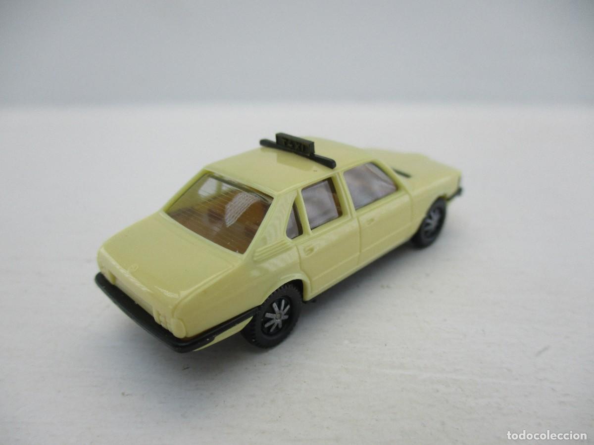 Coches a escala: COCHE ESCALA 1:87 REF LIBR - Foto 2