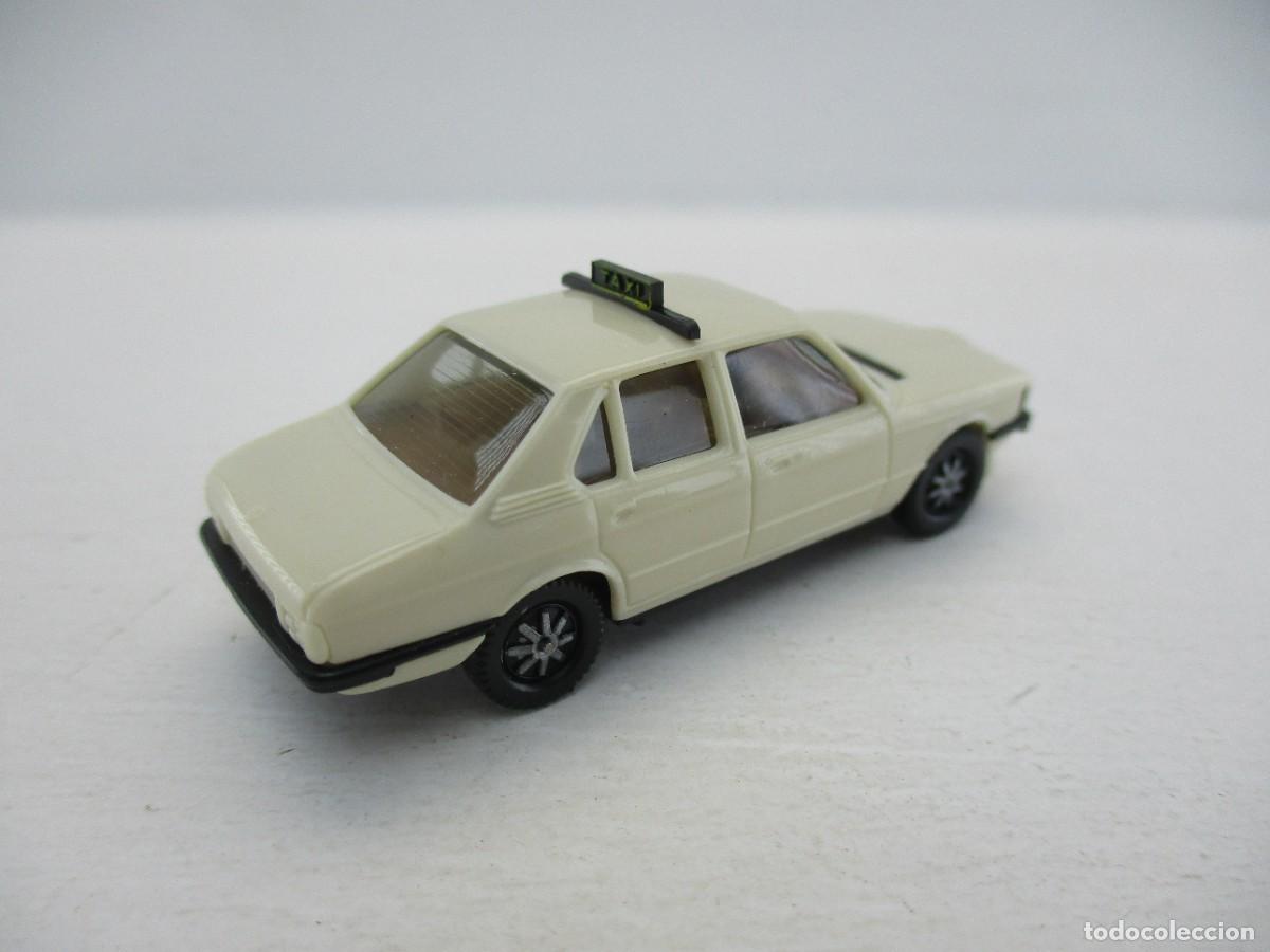 Coches a escala: COCHE ESCALA 1:87 REF LIBR - Foto 2