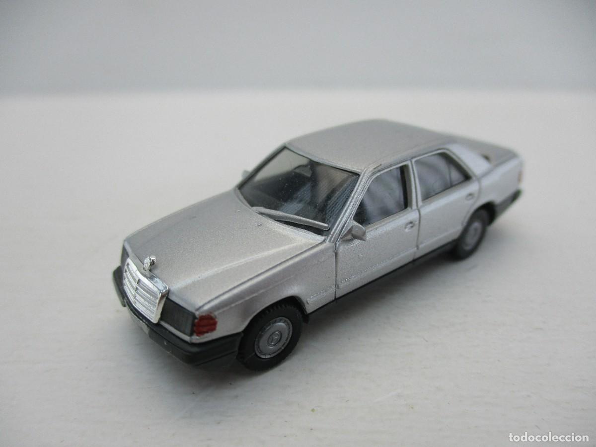 Coches a escala: COCHE ESCALA 1:87 REF LIBR - Foto 1