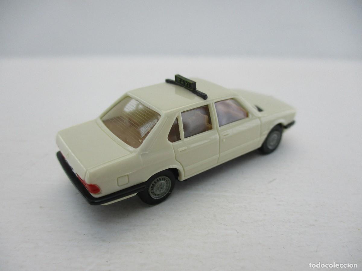Coches a escala: COCHE ESCALA 1:87 REF LIBR - Foto 2