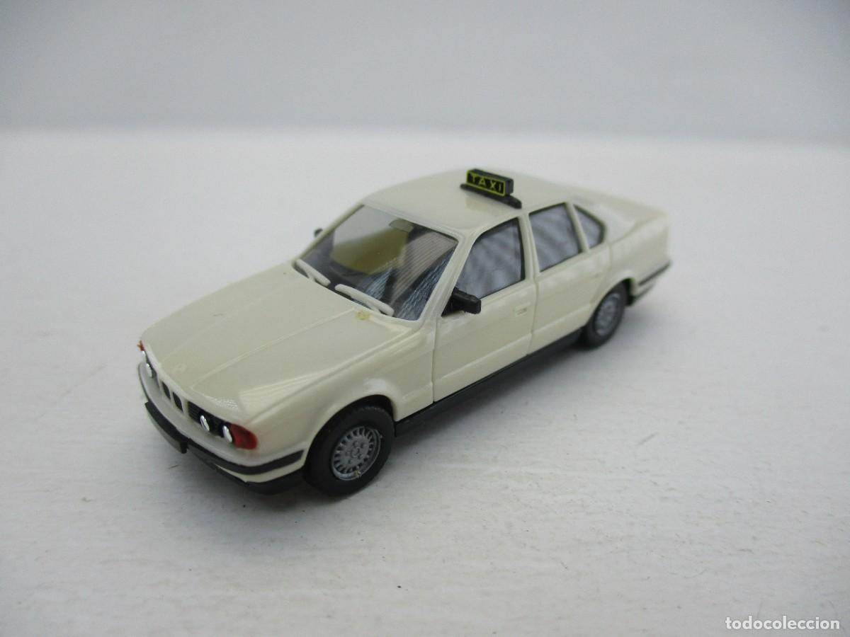 Coches a escala: COCHE ESCALA 1:87 REF LIBR - Foto 1