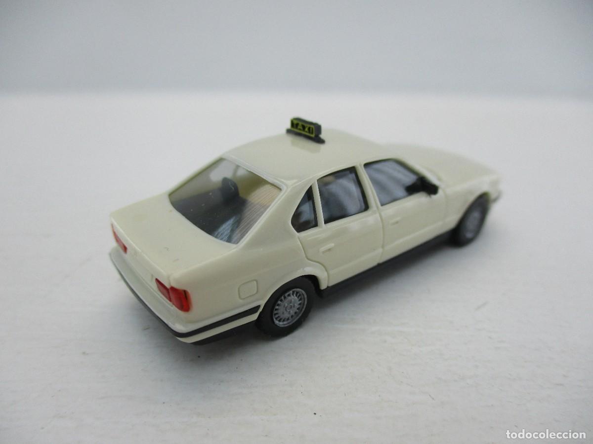 Coches a escala: COCHE ESCALA 1:87 REF LIBR - Foto 2