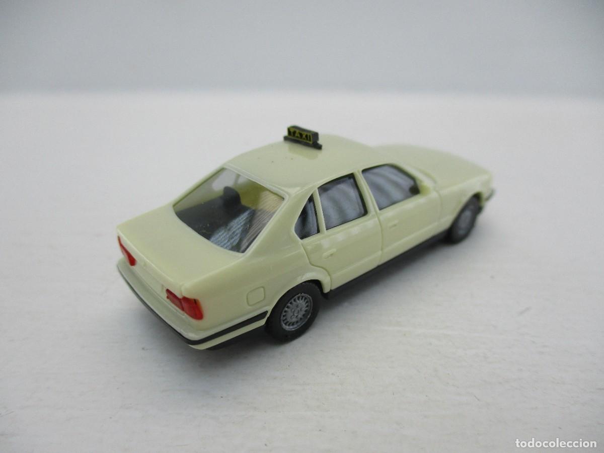 Coches a escala: COCHE ESCALA 1:87 REF LIBR - Foto 2