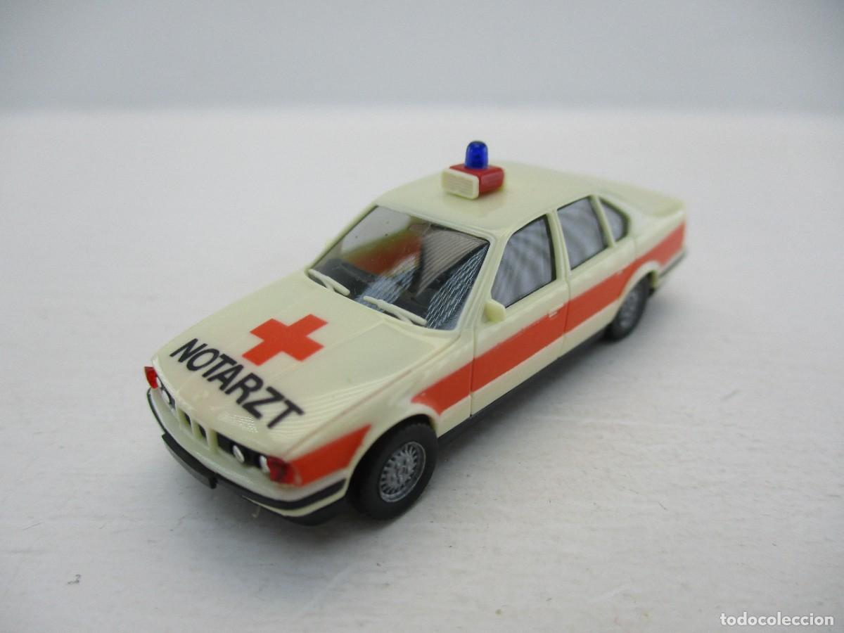 Coches a escala: COCHE ESCALA 1:87 REF LIBR - Foto 1