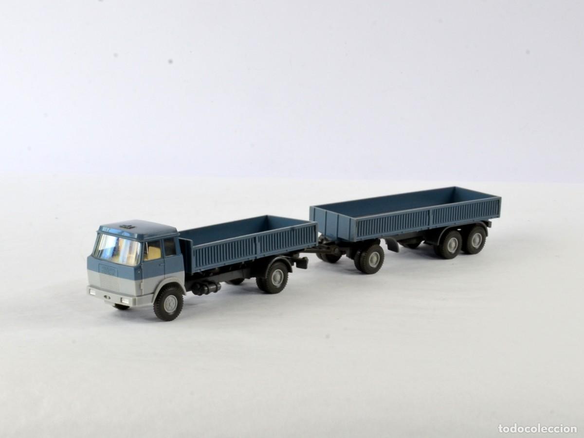 Coches a escala: Wiking Escala 1:87 H0 Antiguo Cami&oacute;n Hanomag Henschel con Remolque 1972 - 75