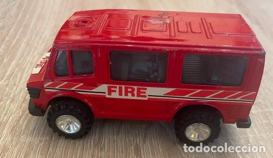 Coches a escala: CAMI&Oacute;N FURG&Oacute;N BOMBEROS VINTAGE - FIRE - FABRICADO EN HONG KONG