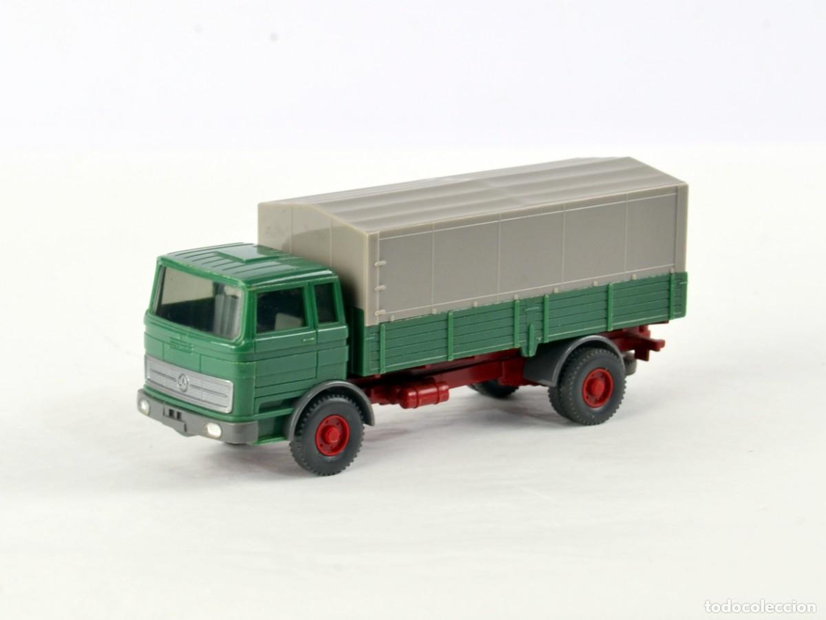 Coches a escala: Wiking Escala 1:87 H0 Antiguo Cami&oacute;n Mercedes Benz LP1620 Verde 1965 - 72