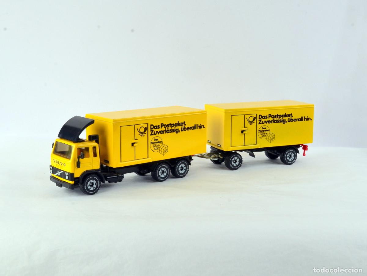Coches a escala: Siku Escala 1:55 Cami&oacute;n Volvo F7 con Remolque Postpaket