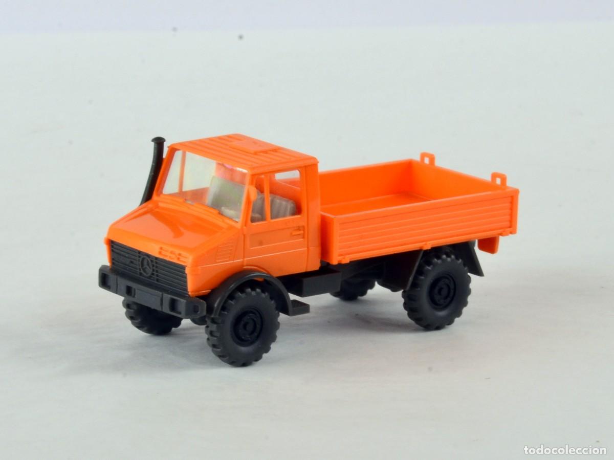 Coches a escala: Wiking Escala 1:87 H0 Unimog U1500L Naranja