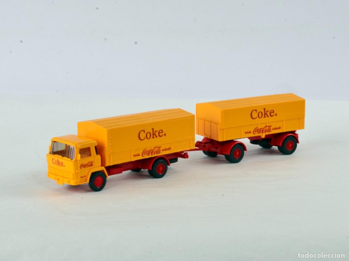 Coches a escala: Wiking Escala 1:87 H0 Cami&oacute;n Magirus Deutz con Remolque Coke