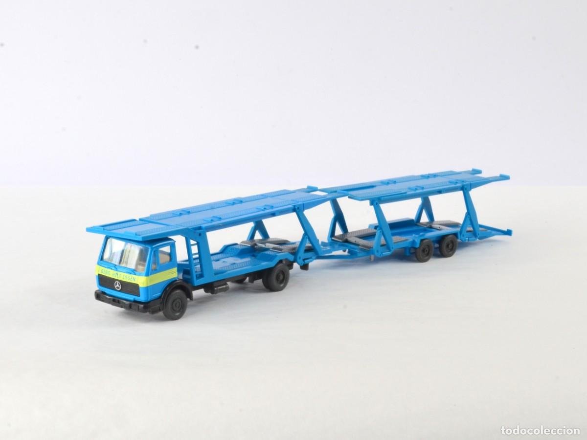 Coches a escala: Wiking 1:87 H0 Cami&oacute;n Mercedes Benz SK Transporte de Coches con Remolque Helf