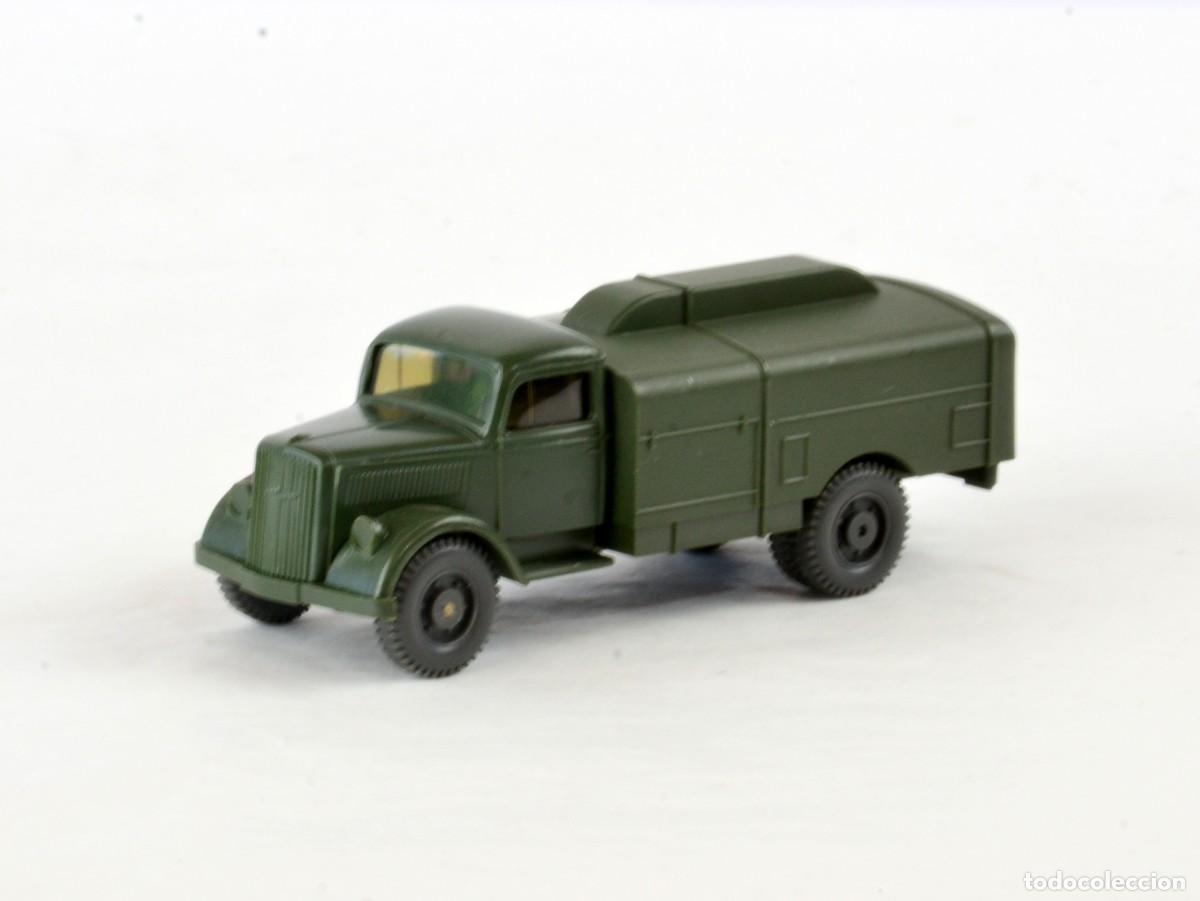 Coches a escala: Wiking Escala 1:87 H0 Cami&oacute;n Cisterna Opel Blitz Militar