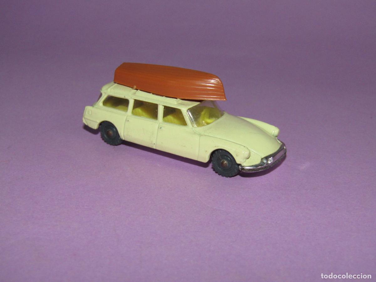 Coches a escala: Antiguo CITRO&Euml;N DS 19 SAFARI en Escala 1/64 Aprox. de HUSKY Made in Gt. Britain