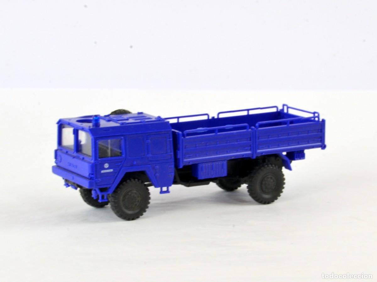 Coches a escala: Roco Escala 1:87 H0 Cami&oacute;n Militar MAN 5 ton 2 Ejes THW