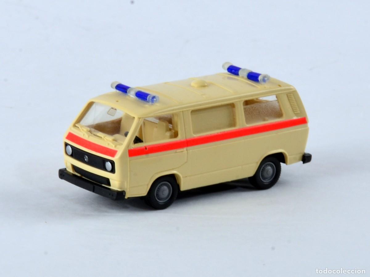 Coches a escala: Roco Escala 1:87 H0 Volkswagen T3 Ambulancia con Caja