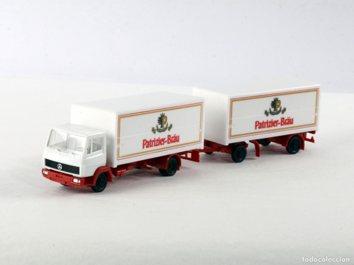 Coches a escala: Herpa Escala 1:87 H0 Mercedes Benz LN2 Patrizier Br&auml;u con Remolque