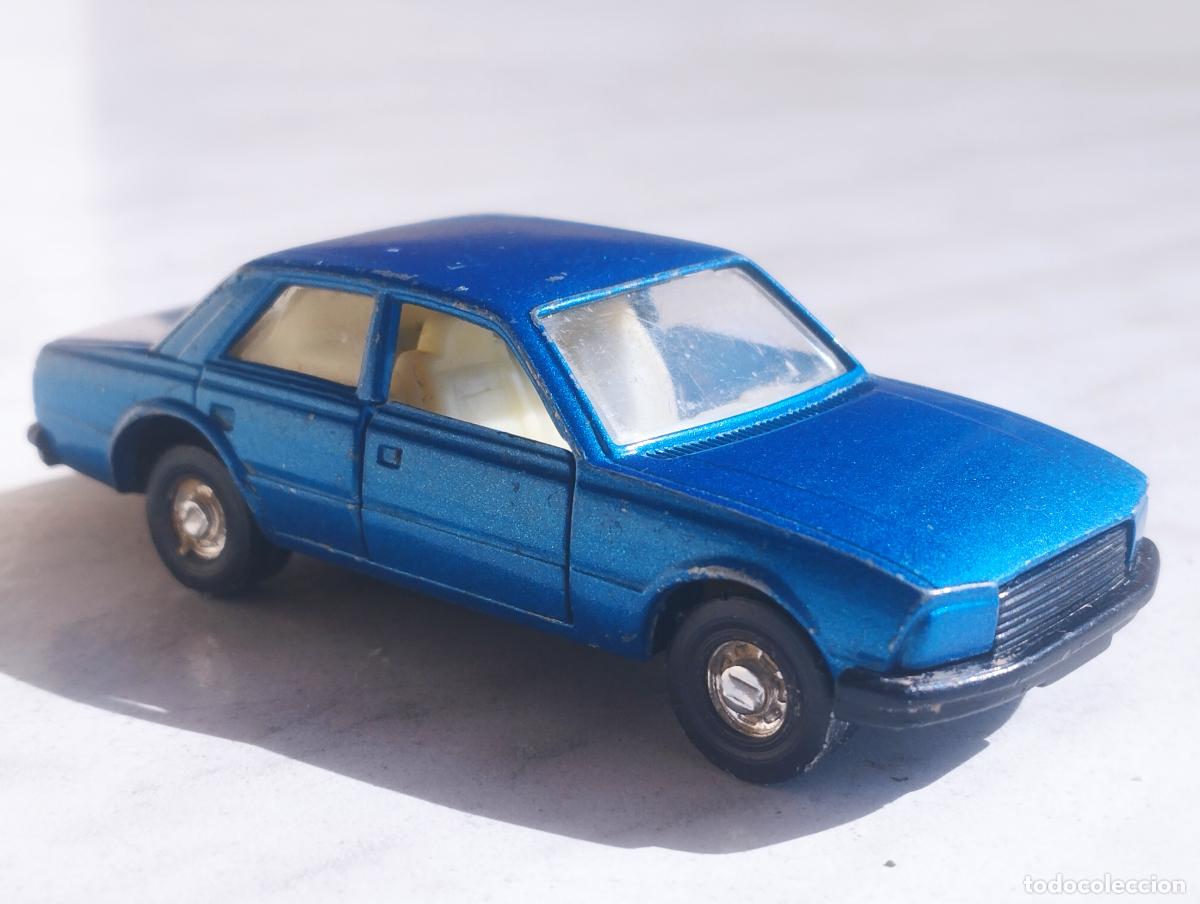 Coches a escala: PEUGEOT 504 505 DE LA MARCA MIRA 1,64 BUENO