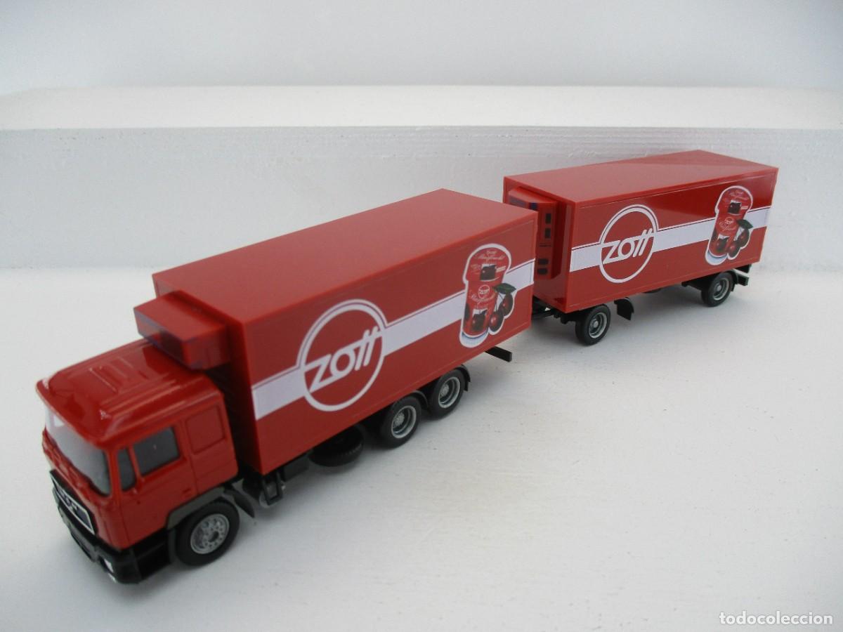 Coches a escala: CAMION HERPA 1:87 REF HE