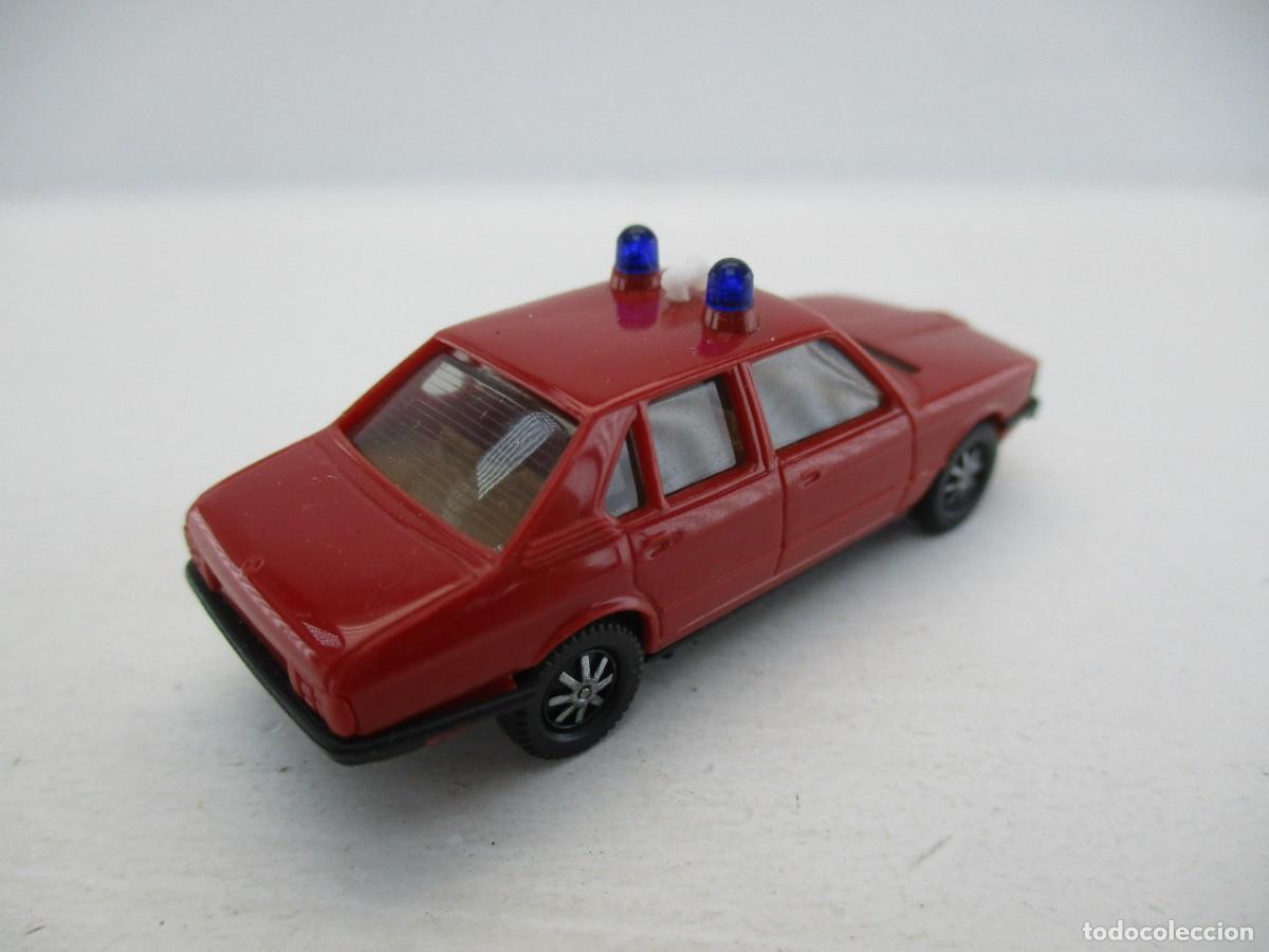 Coches a escala: COCHE ESCALA 1:87 REF LIBR - Foto 2