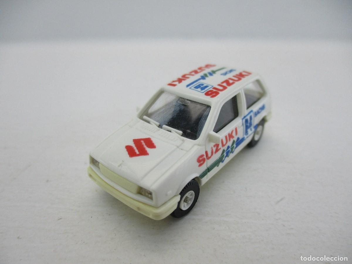 Coches a escala: COCHE ESCALA 1:87 REF LIBR - Foto 1