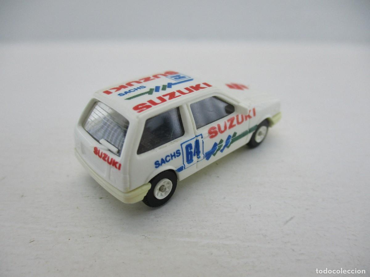 Coches a escala: COCHE ESCALA 1:87 REF LIBR - Foto 2