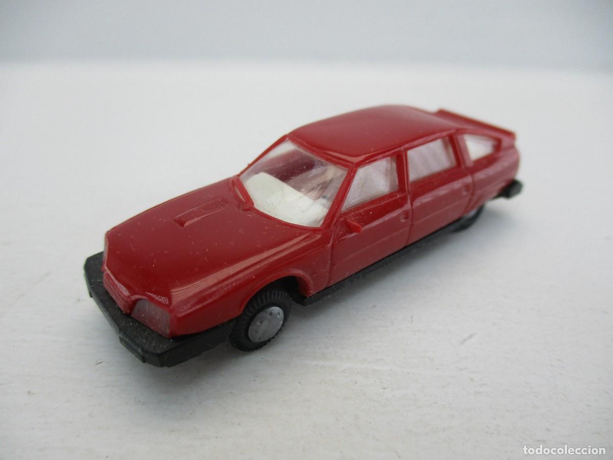 Coches a escala: COCHE ESCALA 1:87 REF LIBR - Foto 1