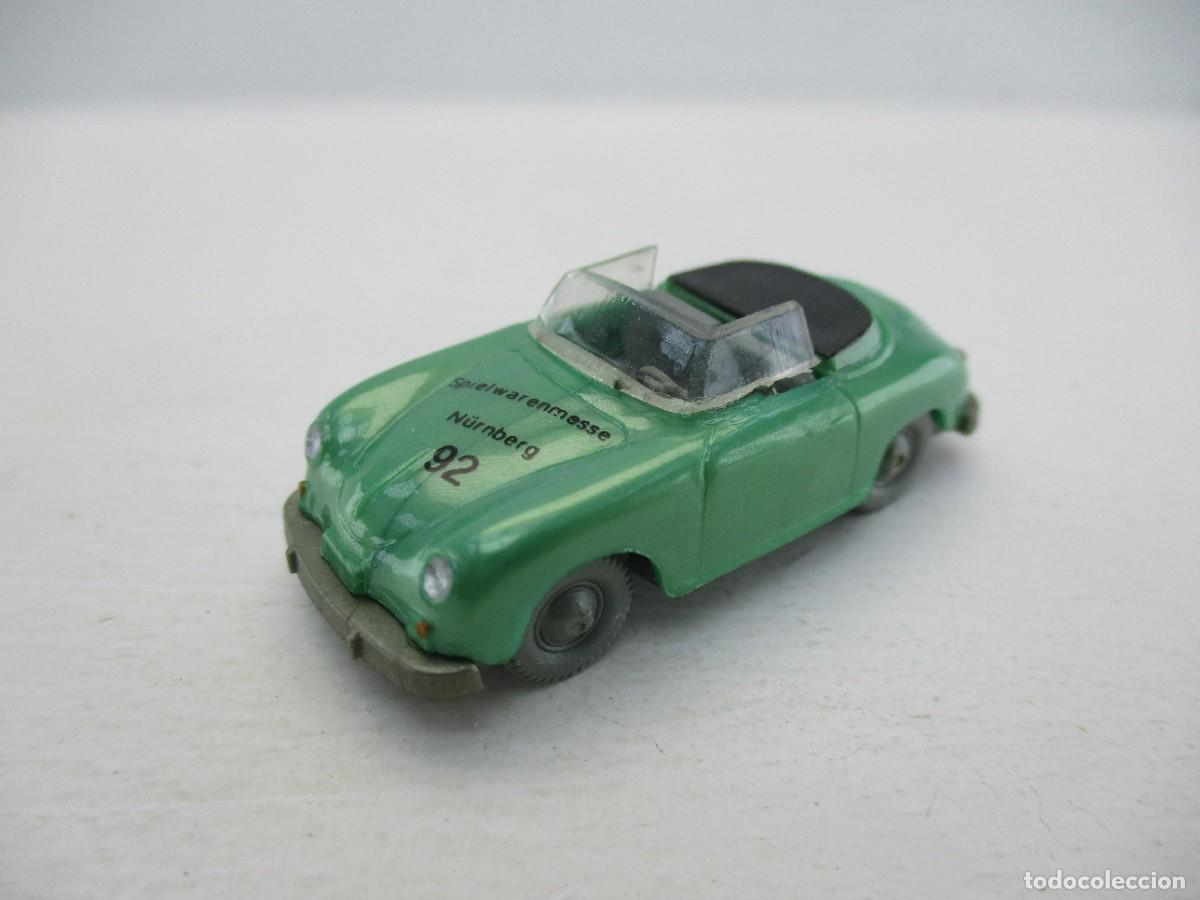 Coches a escala: COCHE ESCALA 1:87 REF LIBR