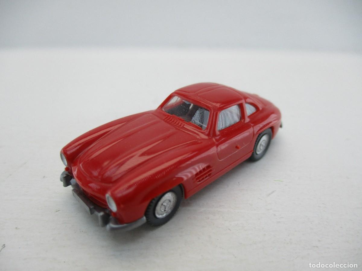 Coches a escala: COCHE ESCALA 1:87 REF LIBR