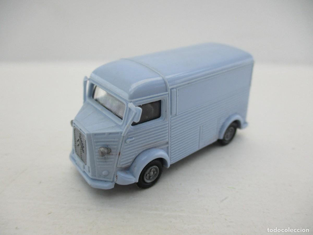 Coches a escala: COCHE ESCALA 1:87 REF LIBR