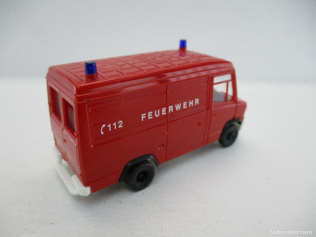 Coches a escala: COCHE ESCALA 1:87 REF LIBR - Foto 2