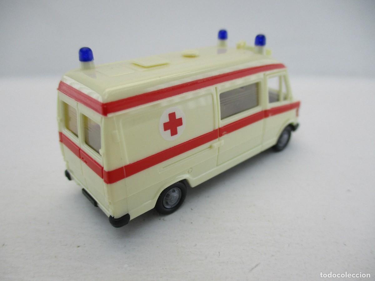 Coches a escala: COCHE ESCALA 1:87 REF LIBR - Foto 2
