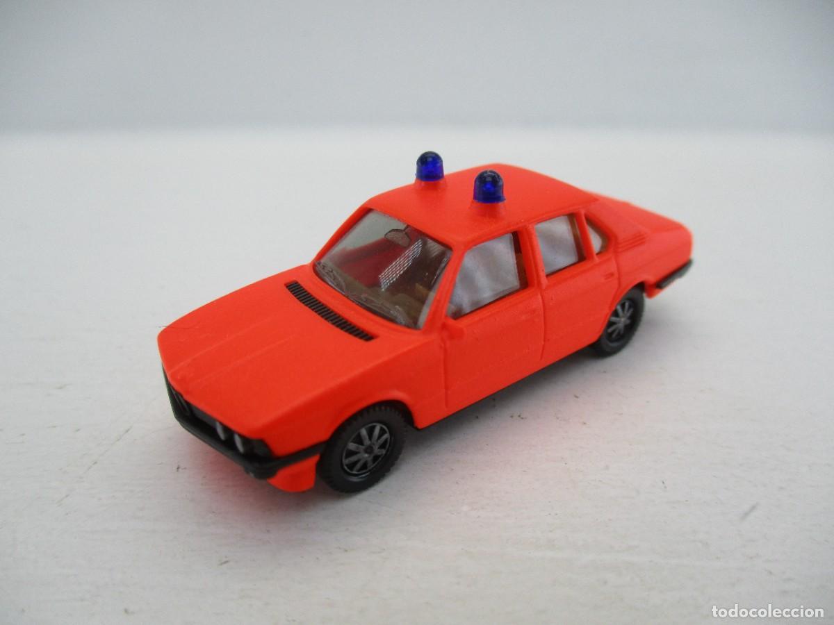 Coches a escala: COCHE ESCALA 1:87 REF LIBR - Foto 1