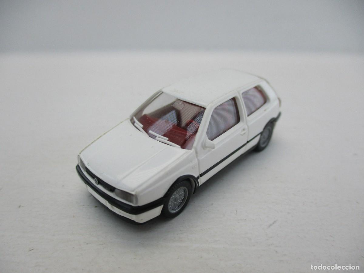 Coches a escala: COCHE ESCALA 1:87 REF LIBR