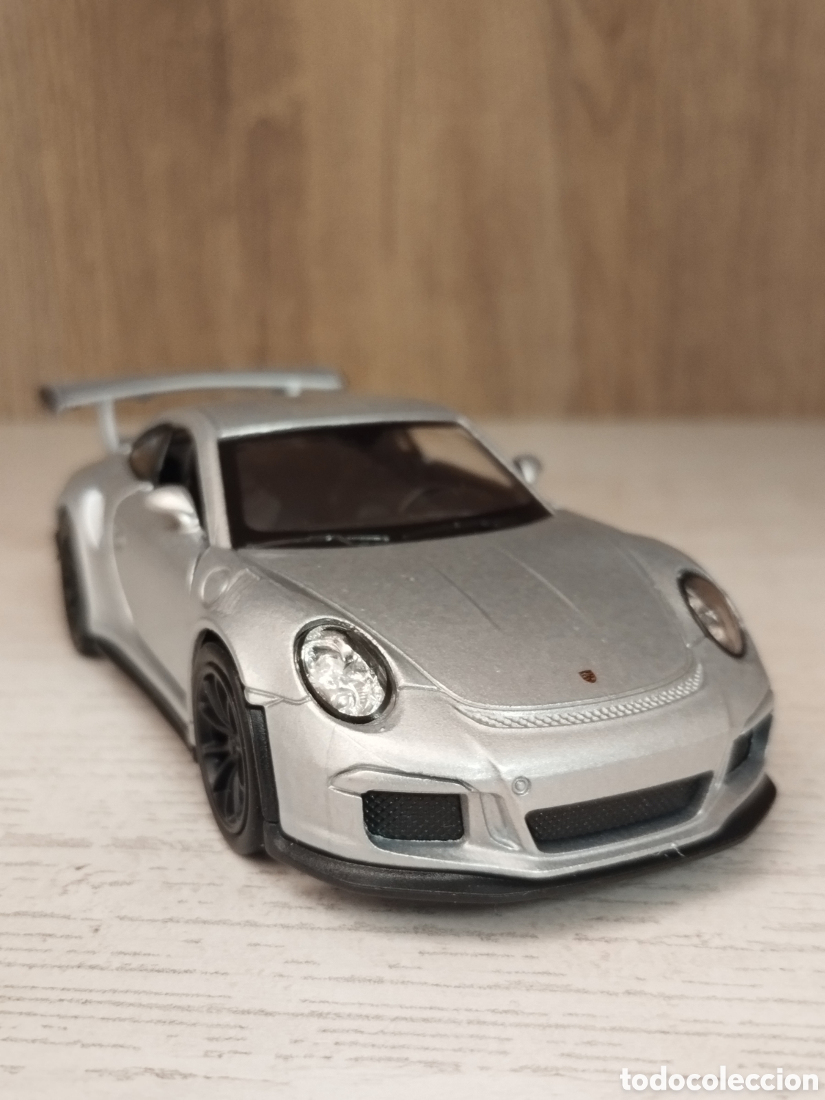 Coches a escala: PORSCHE 911 GT3 RS '16 e 1.36