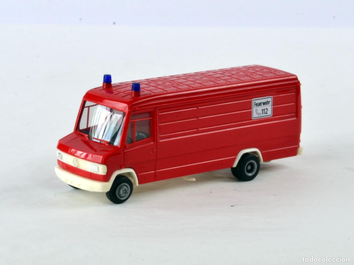 Coches a escala: Herpa Escala 1:87 H0 Mercedes Benz 609D Bomberos
