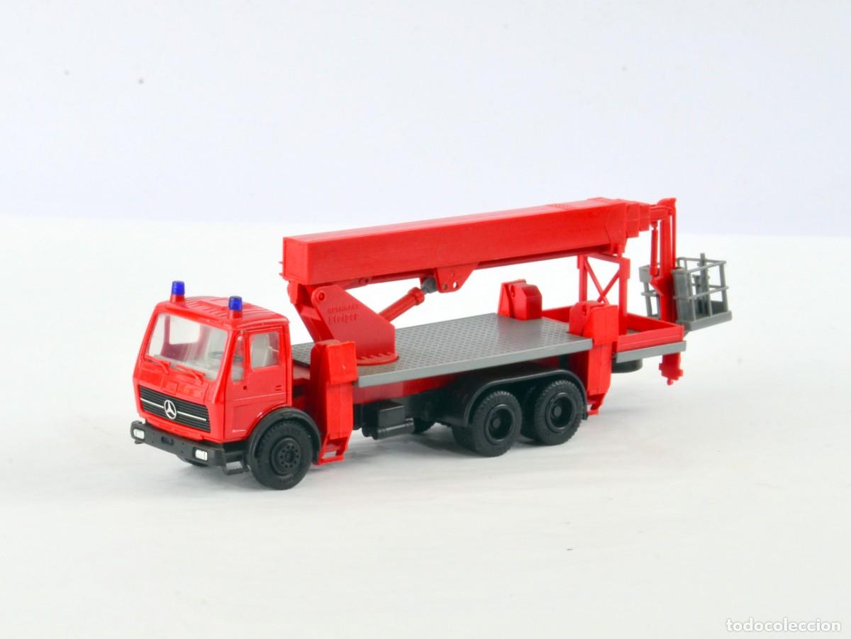 Coches a escala: Herpa Escala H0 1:87 Mercedes Benz NG Ruthmann Steiger Bomberos