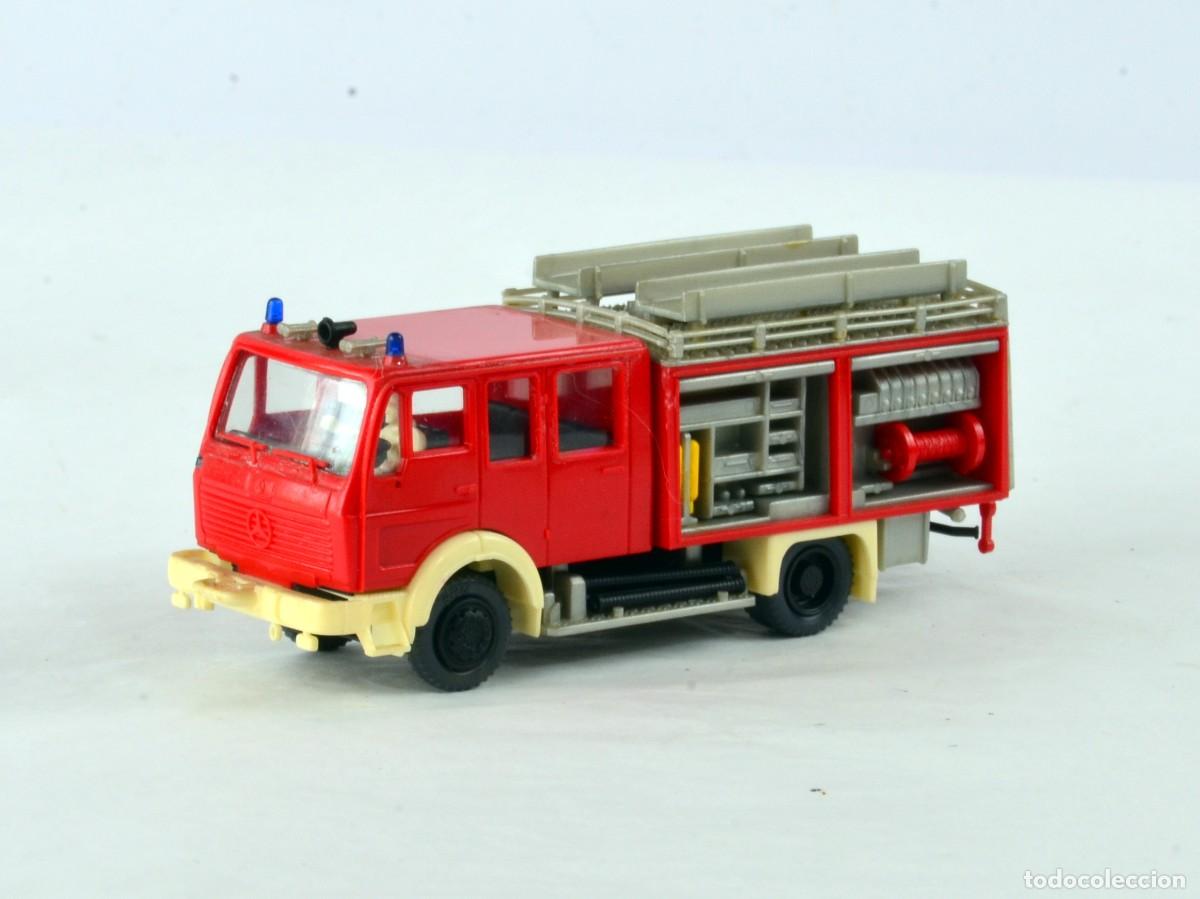 Coches a escala: Preiser Escala 1:87 H0 Cami&oacute;n Bomberos Mercedes Benz NG