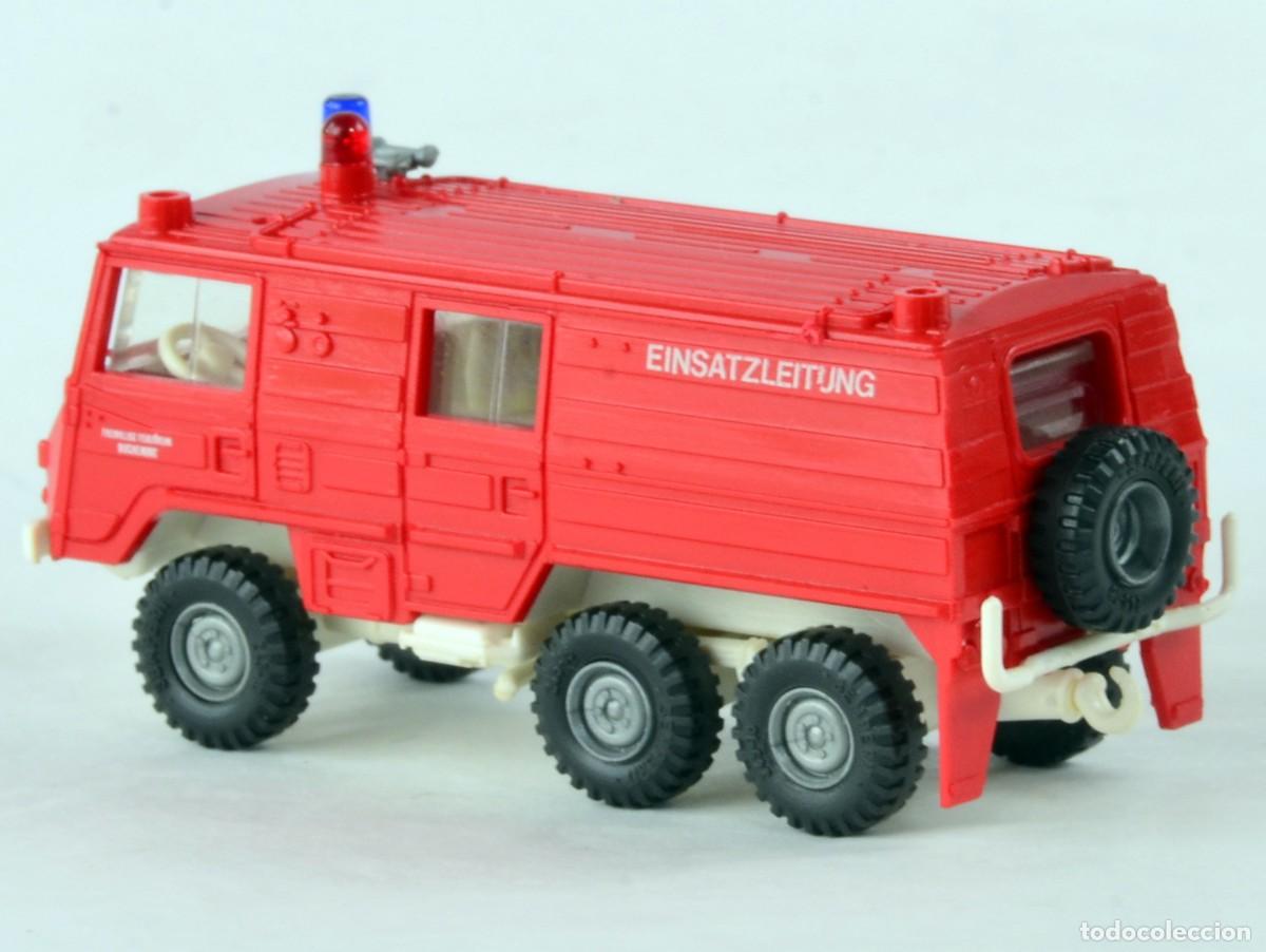 Coches a escala: Roco Escala 1:87 H0 Bomberos Steyr Puch Pinzgauer 6x6 KLFA Rosenbauer