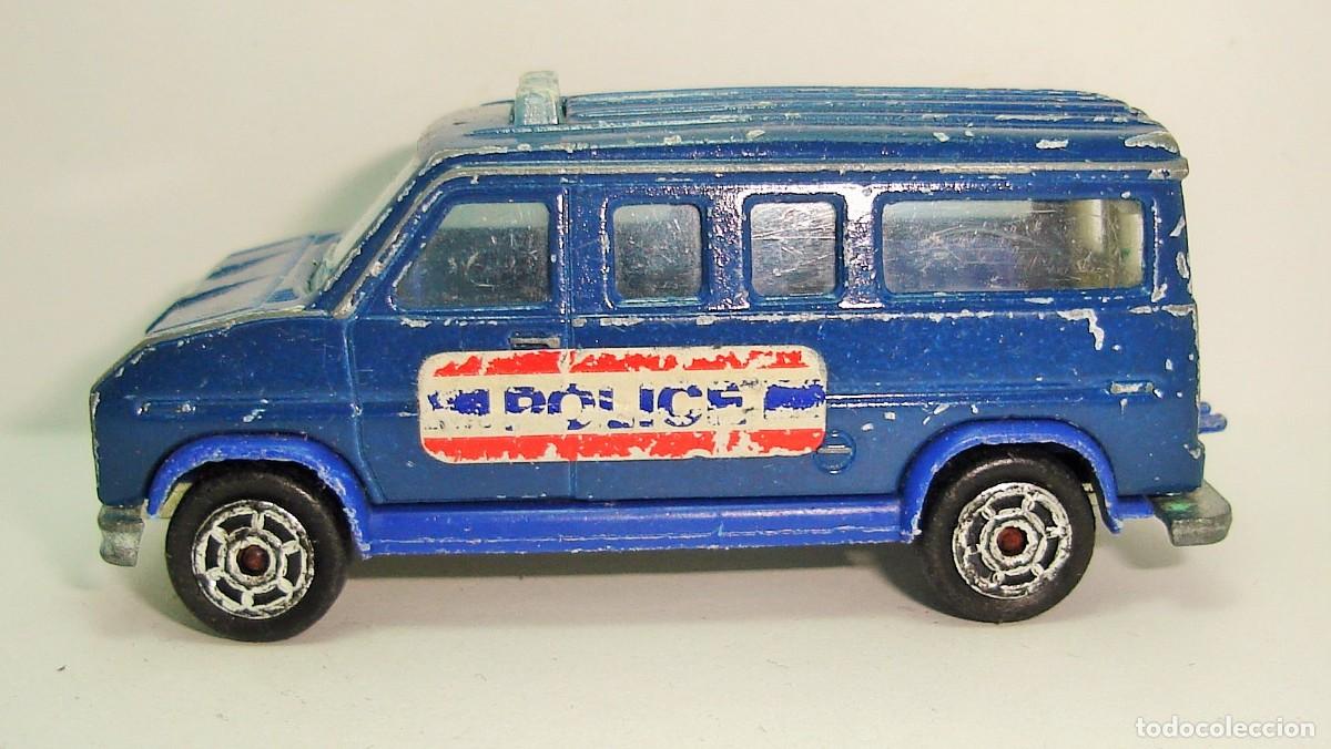 Coches a escala: FURGON POLICE MAJORETTE ESCALA 1:65 LOTE 29