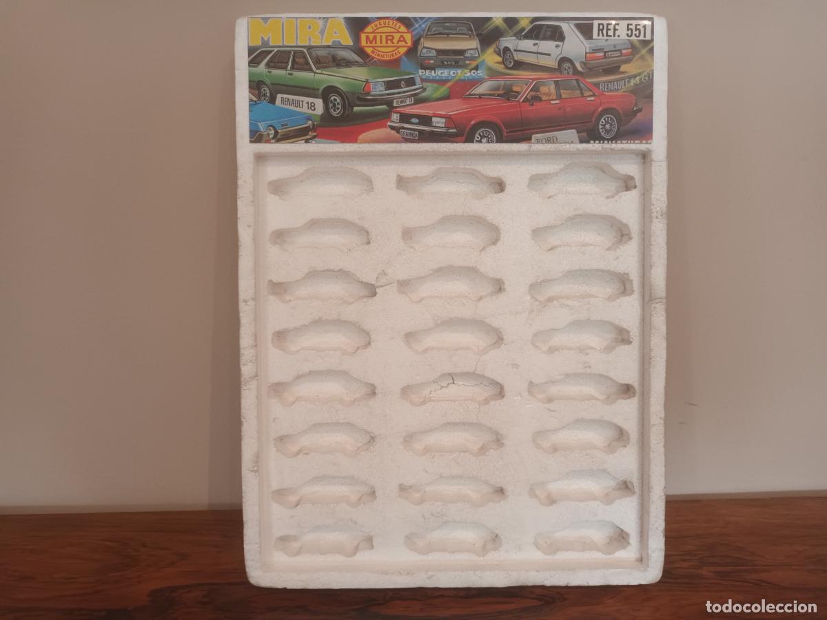 Carros em escala: EXPOSITOR TIENDA COCHE MIRA. RENAULT 18, 14. PEUGEOT 5O5. FORD GRANADA. ETC