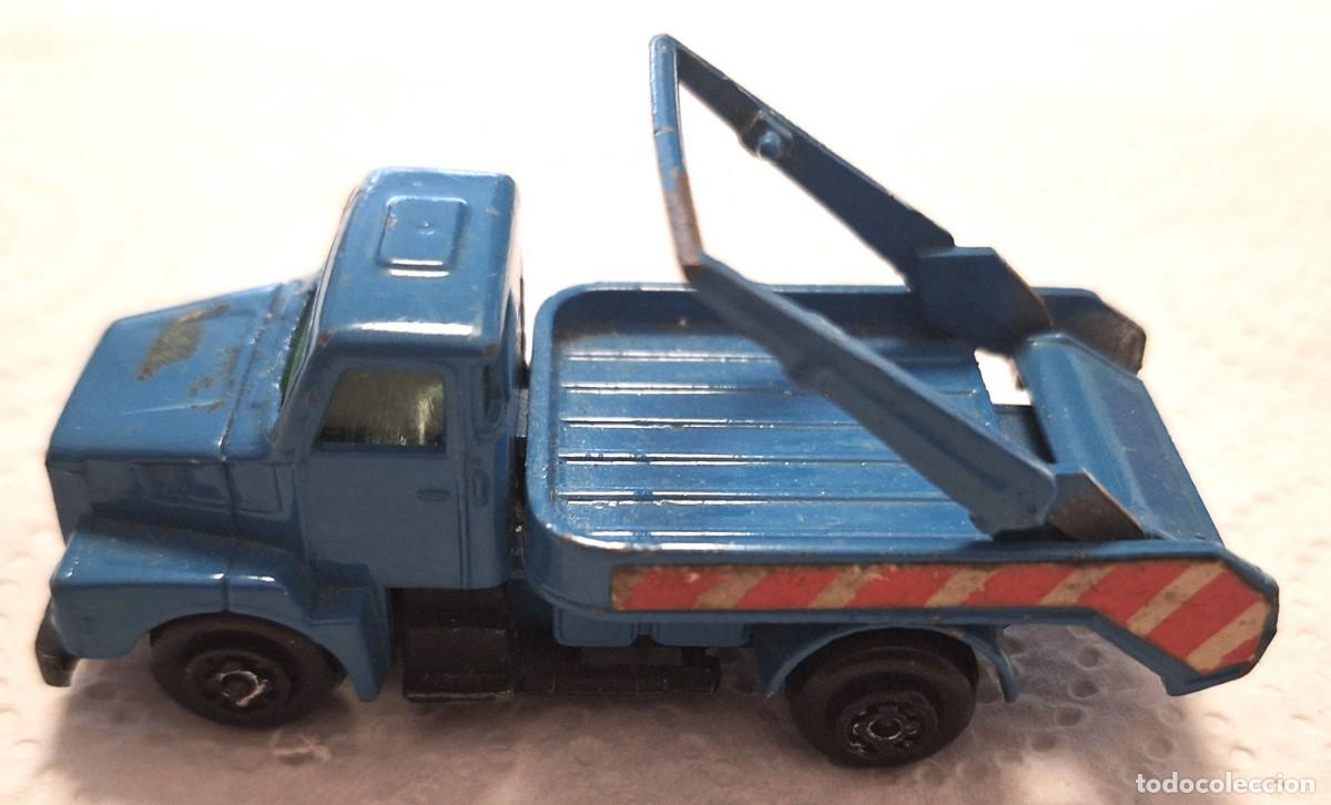 Coches a escala: COCHE ESCALA ANTIGUO - CAMION VOLVO CONTAINERS - A&Ntilde;OS 80 - MARCA GUISVAL