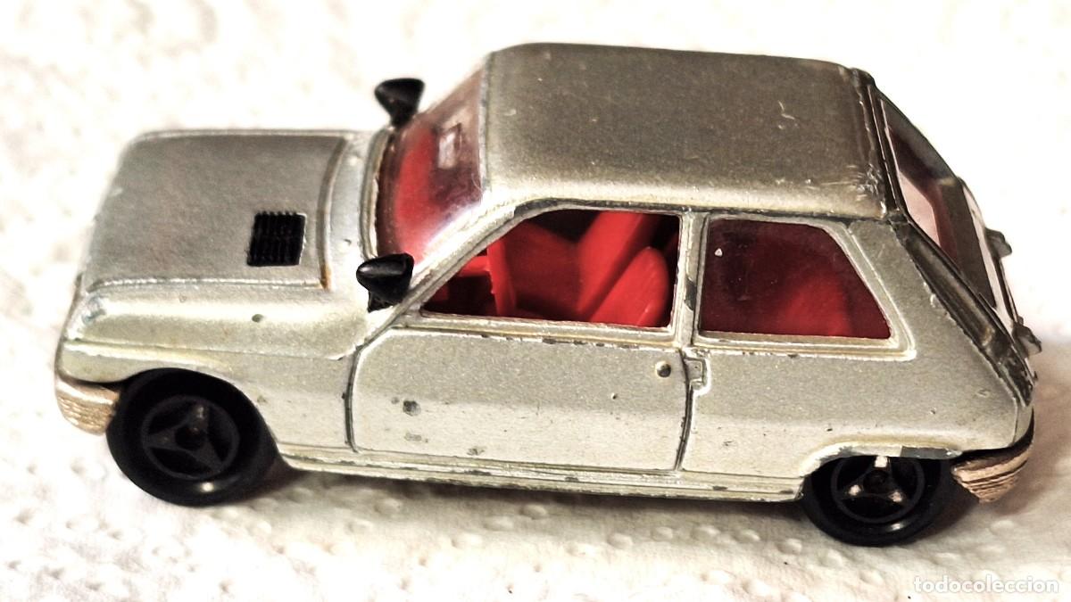 Coches a escala: COCHE ESCALA ANTIGUO - RENAULT 5 - A&Ntilde;OS 80 - MARCA MAJORETTE