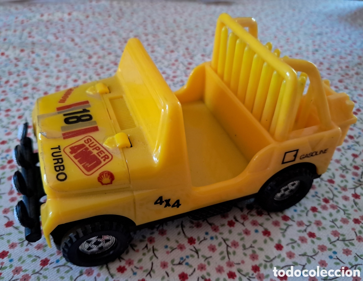 Coches a escala: Cochecito de escritorio para posit o tarjetas de visita. 13cm de largo
